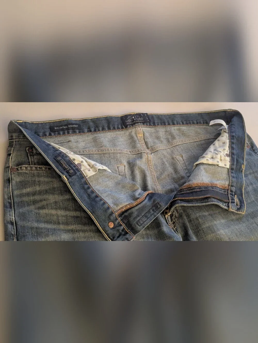 Lucky Brand Light Wash 363 Vintage Straight Candiani Fabric Jeans Size W 38 L 30